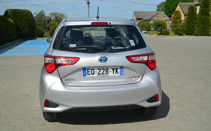 Toyota Yaris cena 45000 przebieg: 91000, rok produkcji 2017 z Zambrów małe 379